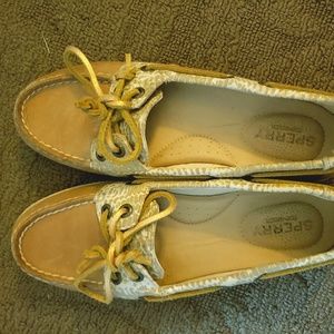 Sperry, walking shoes
